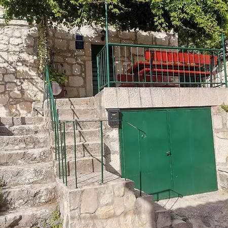 Dalmatinska Kuca Za Odmor 펜션 *